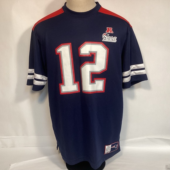 New England Patriots Tom Brady mens Jersey size large Distressed - Picture 1 of 10